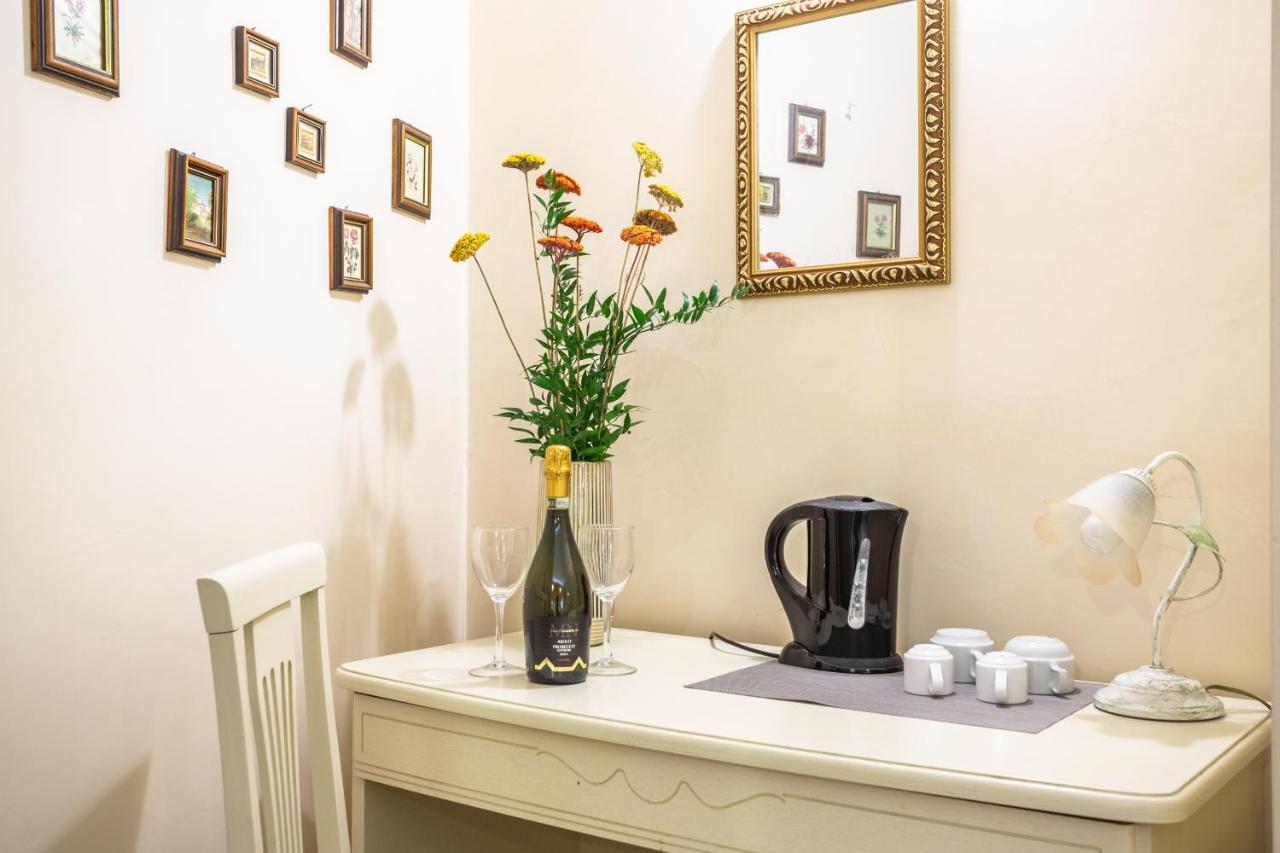Luxury Inn Opera Roma Ngoại thất bức ảnh